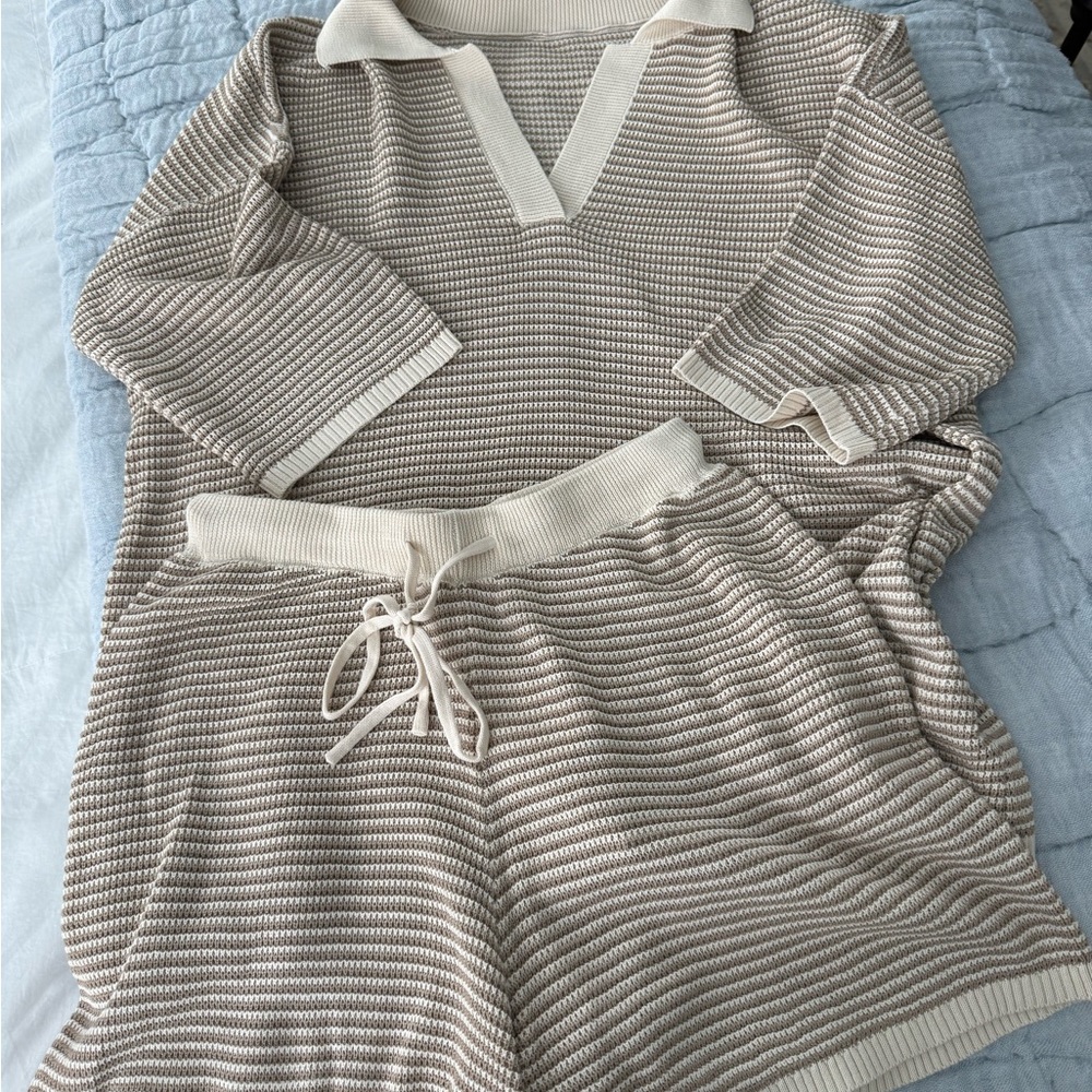 Elegant Cream and Tan V-Neck Sweater Set